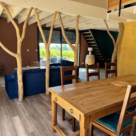 Holiday home Barns Loft Cote Cuvier Monbazillac